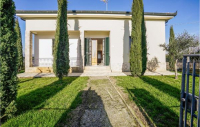 Amazing Home In Ponte Buggianese With Kitchen